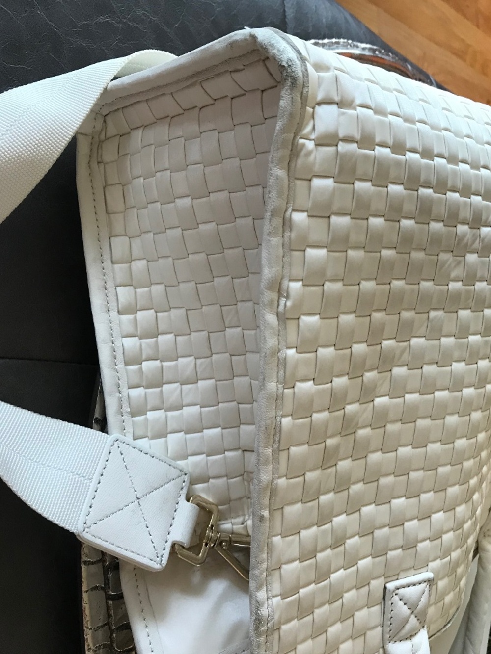 MZ WALLACE CREAM MEDIUM BOX TOTE - Picture 3 of 16